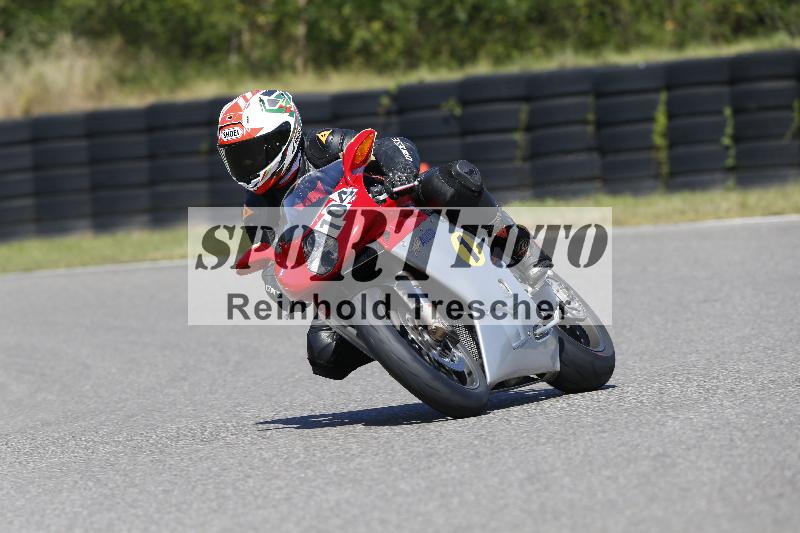/48 25.08.2025 Cornu Master School ADR/gruen-vert/104